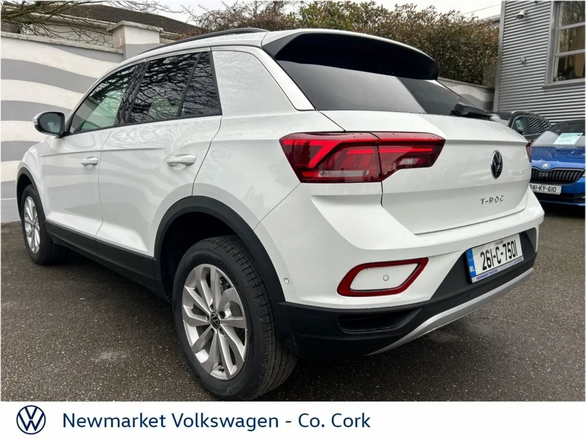 Volkswagen T-Roc EDITION 75 2.0TDI 6 SPEED 116BHP - Image 4