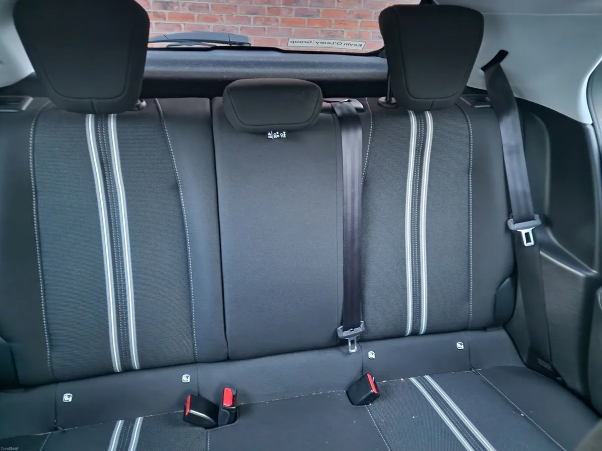 Opel Corsa 2023 - Image 3