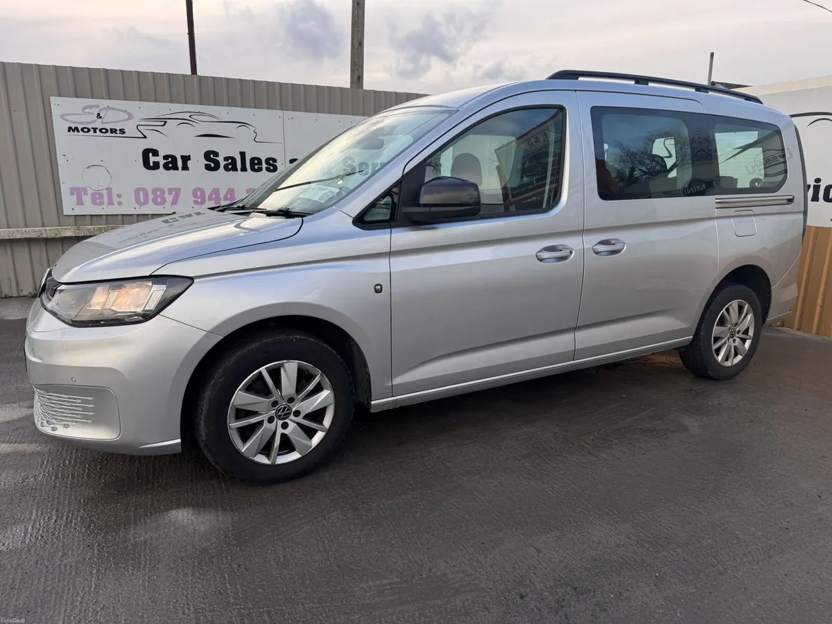 231 VW Caddy Maxi Life 2.0TDI Auto 7 Seater - Image 1