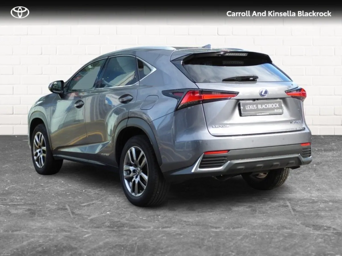 Lexus NX Hybrid Executive AWD - Image 4