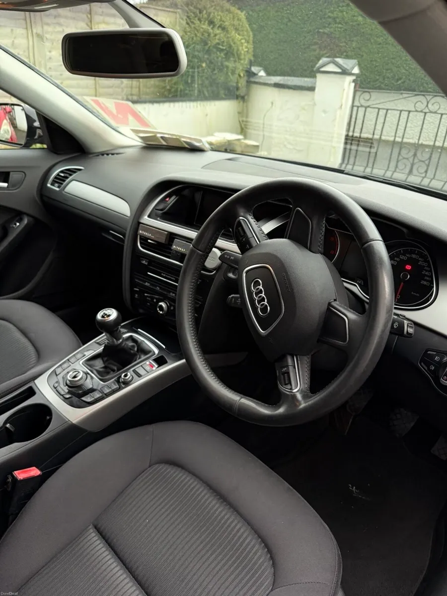 Audi A4 2014 - Image 4