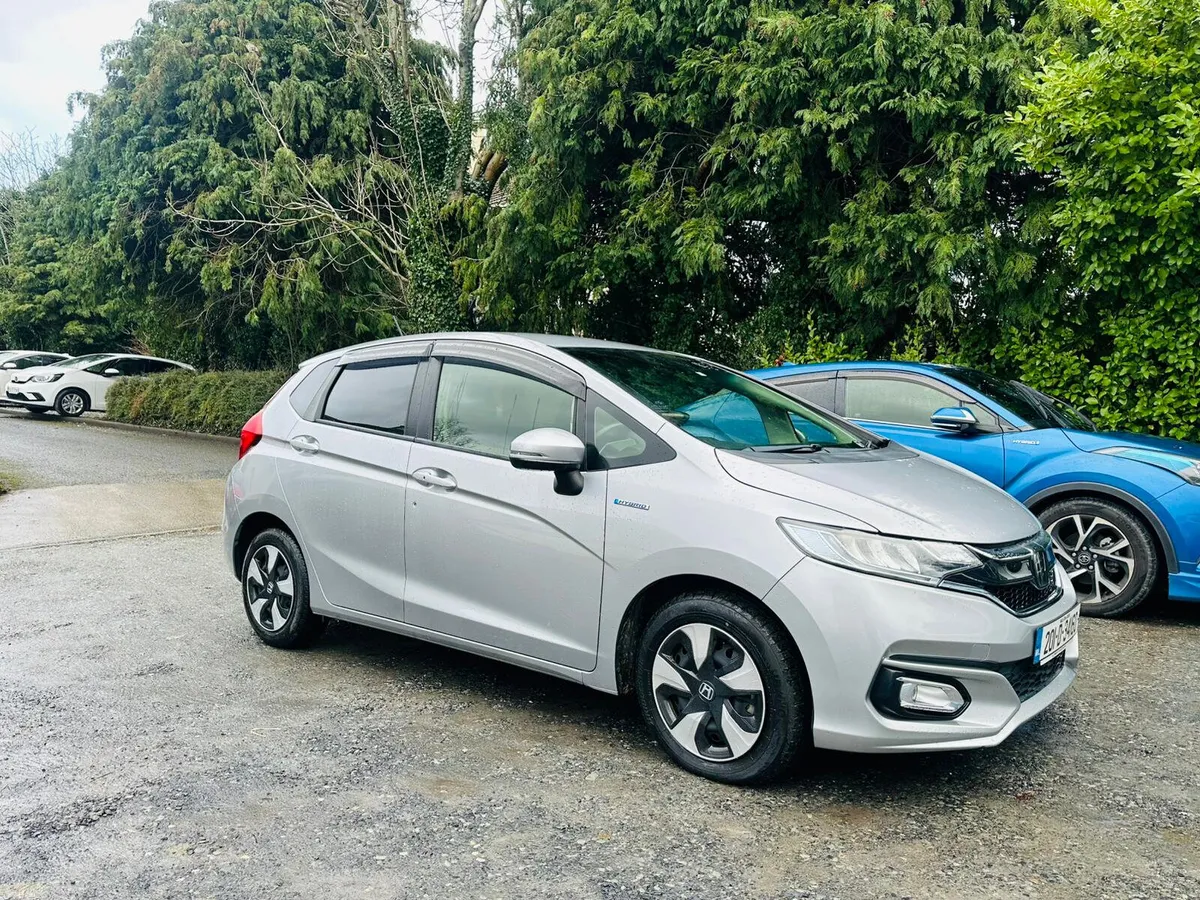 HONDA FIT 2020 24K MILES LEATHER  CRUISE CONTROL - Image 4