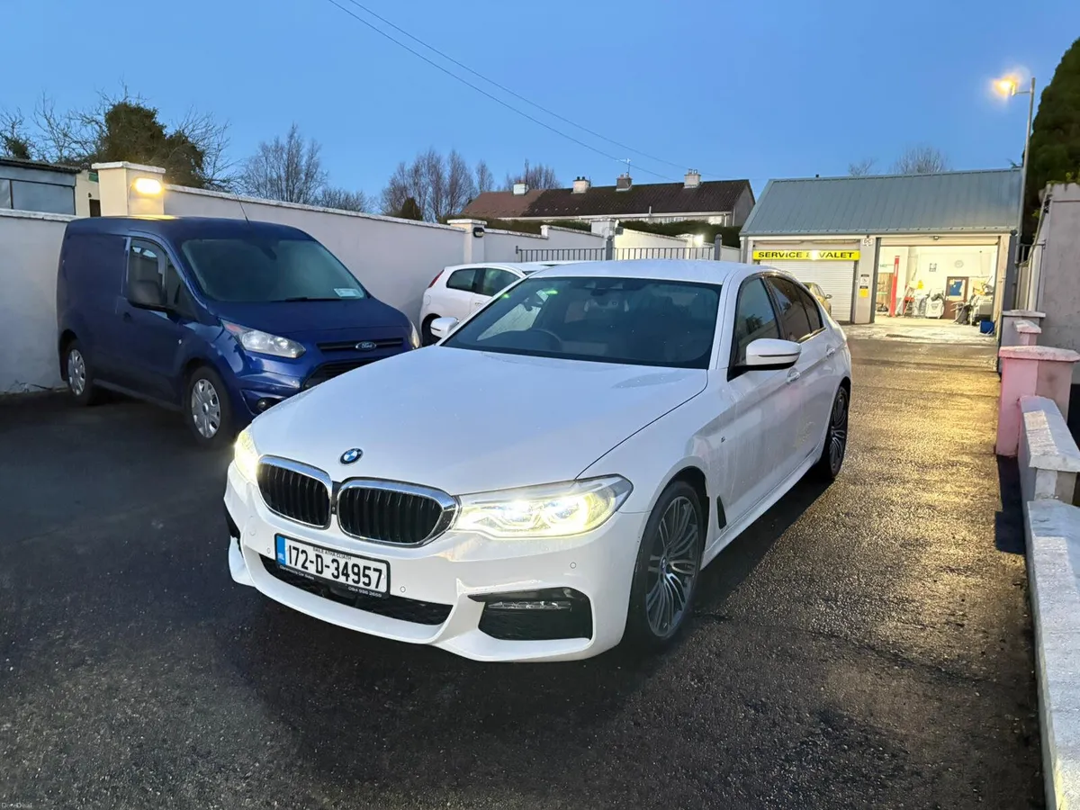 BMW 5-Series 2017 - Image 2