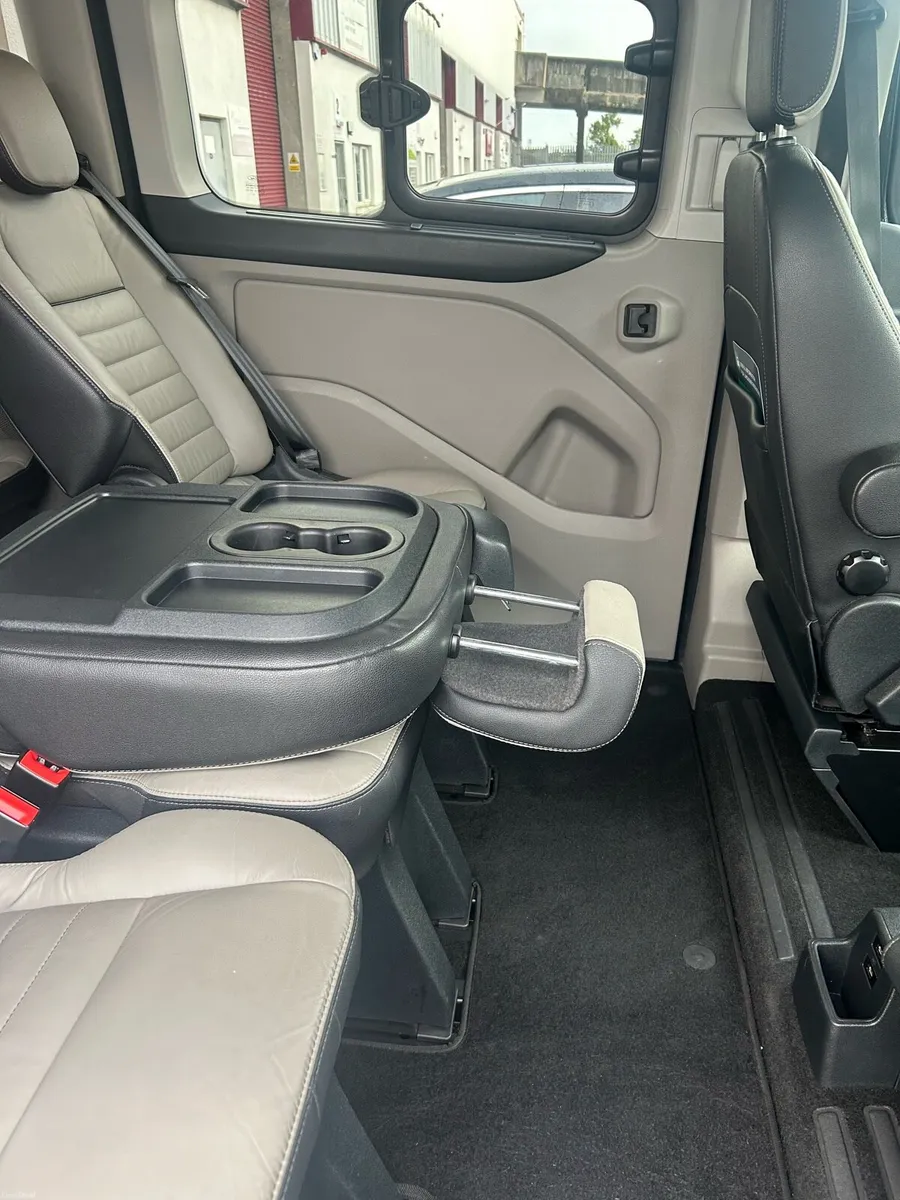 Ford Tourneo Custom - Image 4