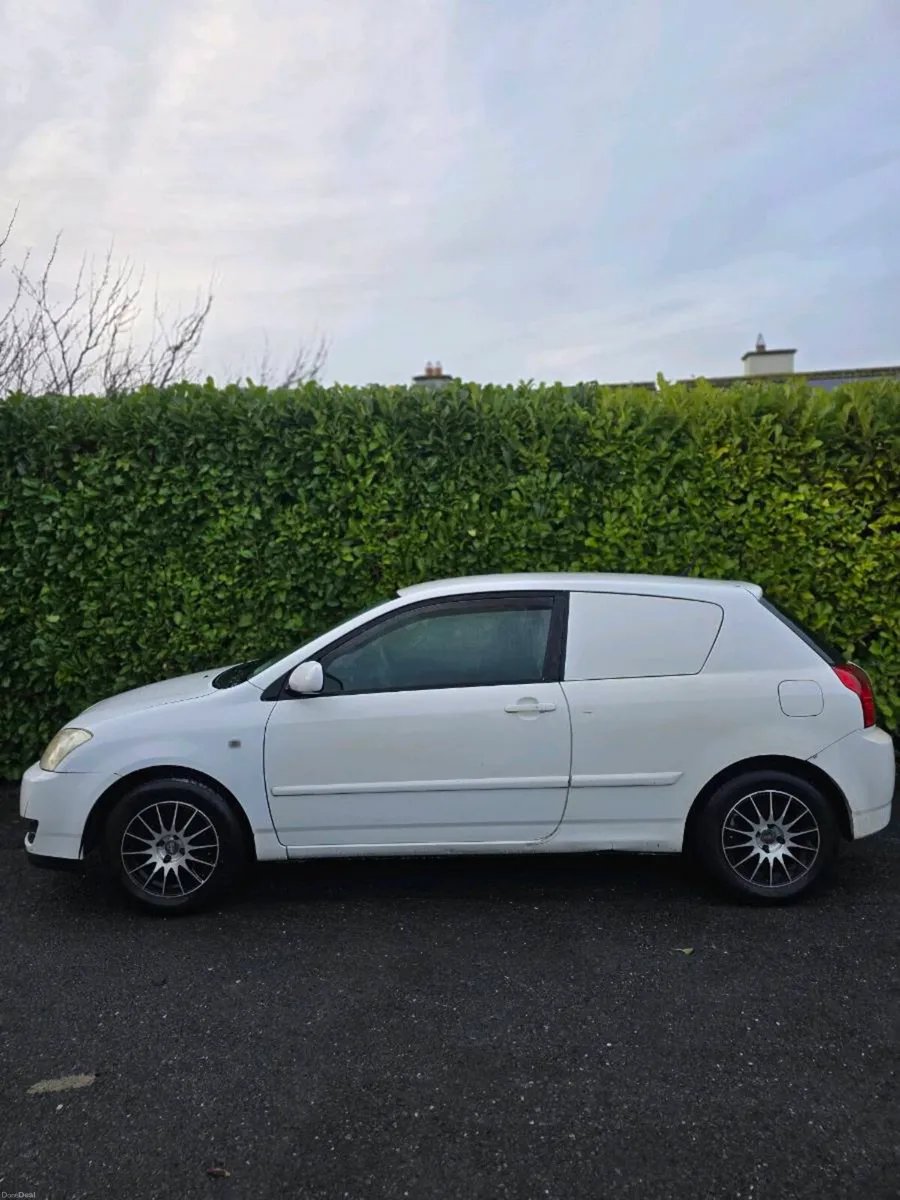 Toyota Corolla Van 1.4 D4D - Image 1