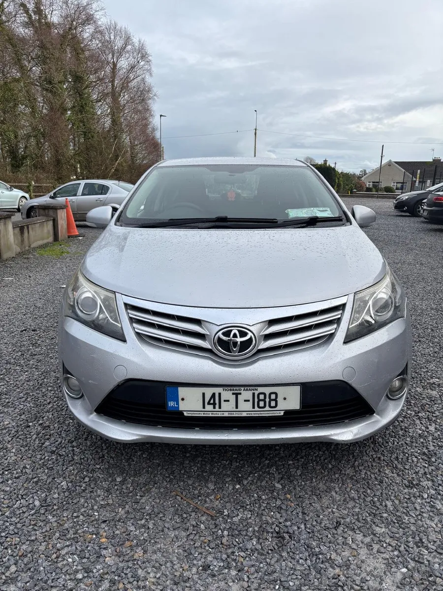 141 Toyota avensis 2.0 d4d nct and tax - Image 1