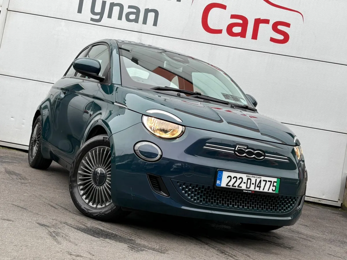 2022 Fiat 500 Icon EV 42kwh, CarPlay,  16" Alloys - Image 4