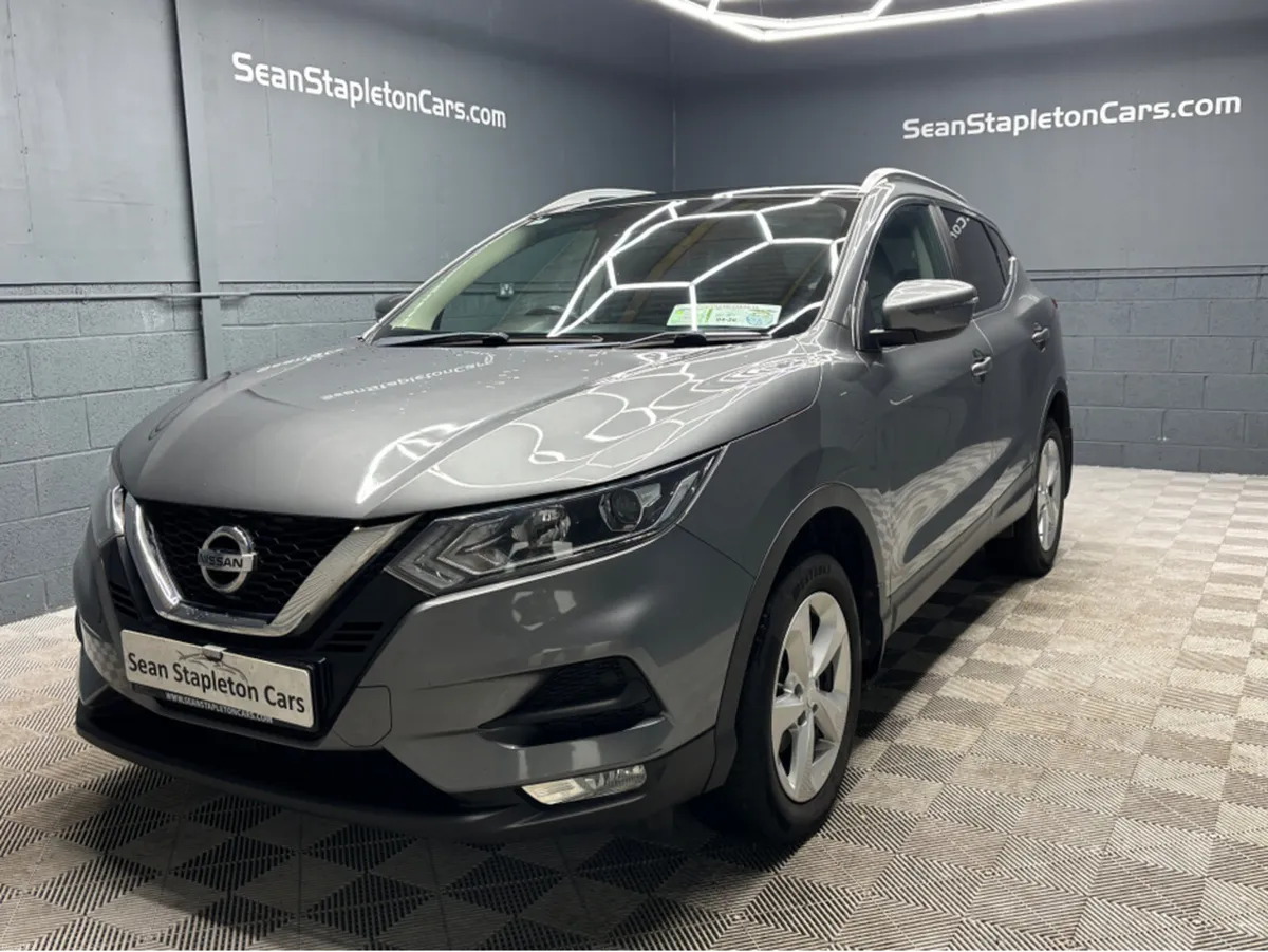 Nissan Qashqai 1.5 SV 18 4DR - Image 1
