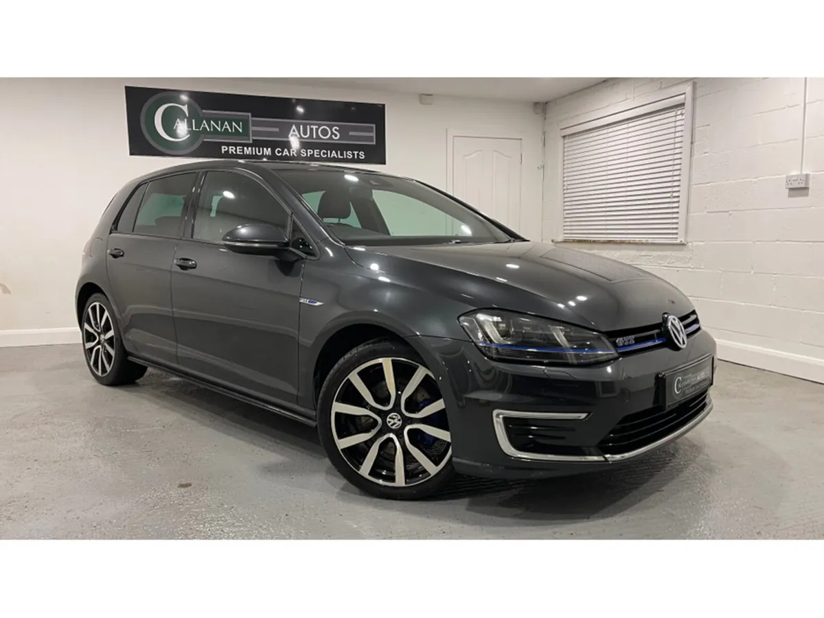 Volkswagen Golf 1.4 TSI GTE NAV  DSG**LEATHER***HI - Image 1