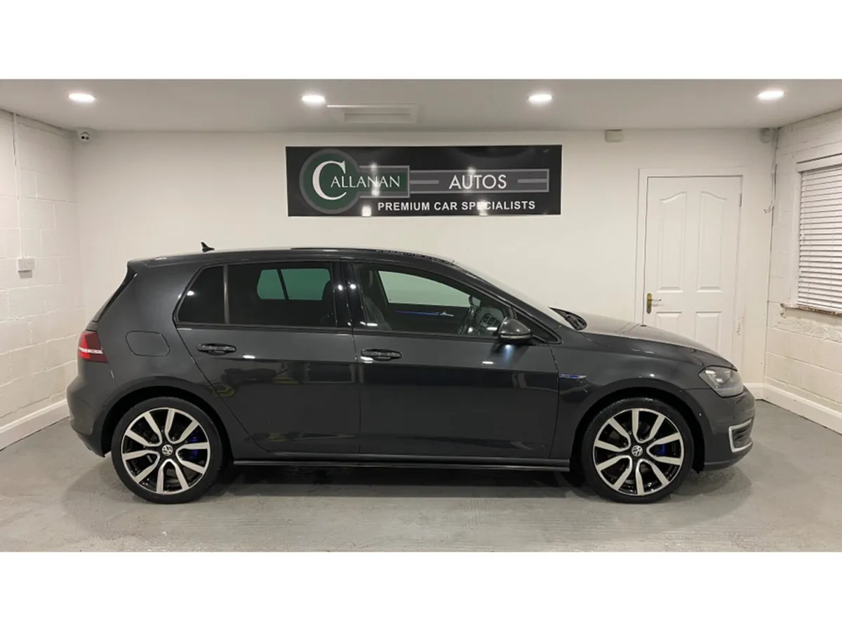 Volkswagen Golf 1.4 TSI GTE NAV  DSG**LEATHER***HI - Image 4