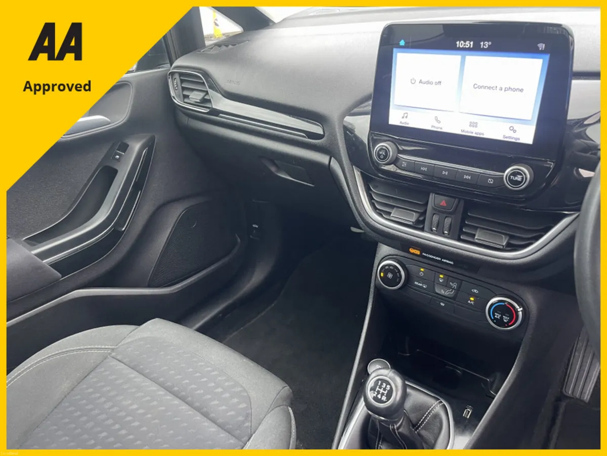 Ford Fiesta 1.1cc ZETEC FREE DELIVERY - Image 3