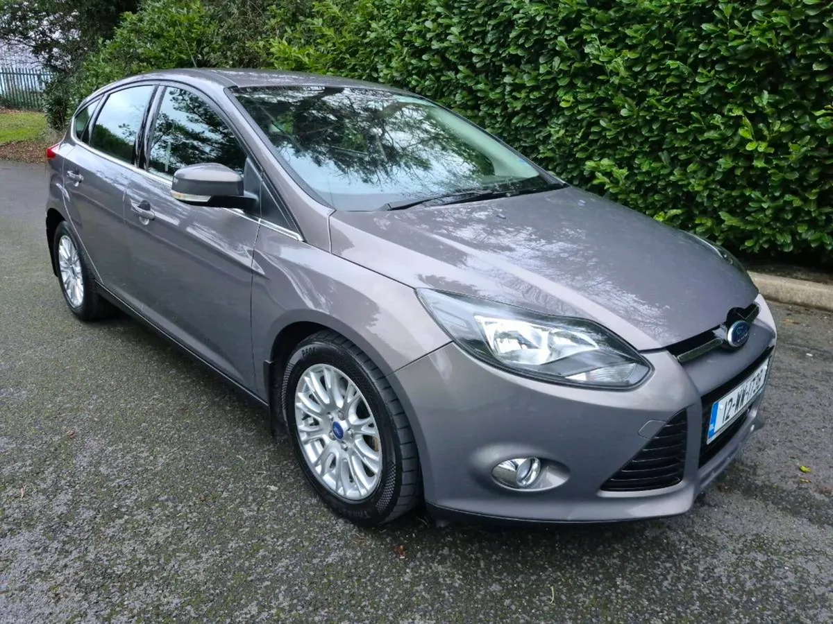 FORD FOCUS AUTOMATIC-ONLY 70,000mls - Image 1