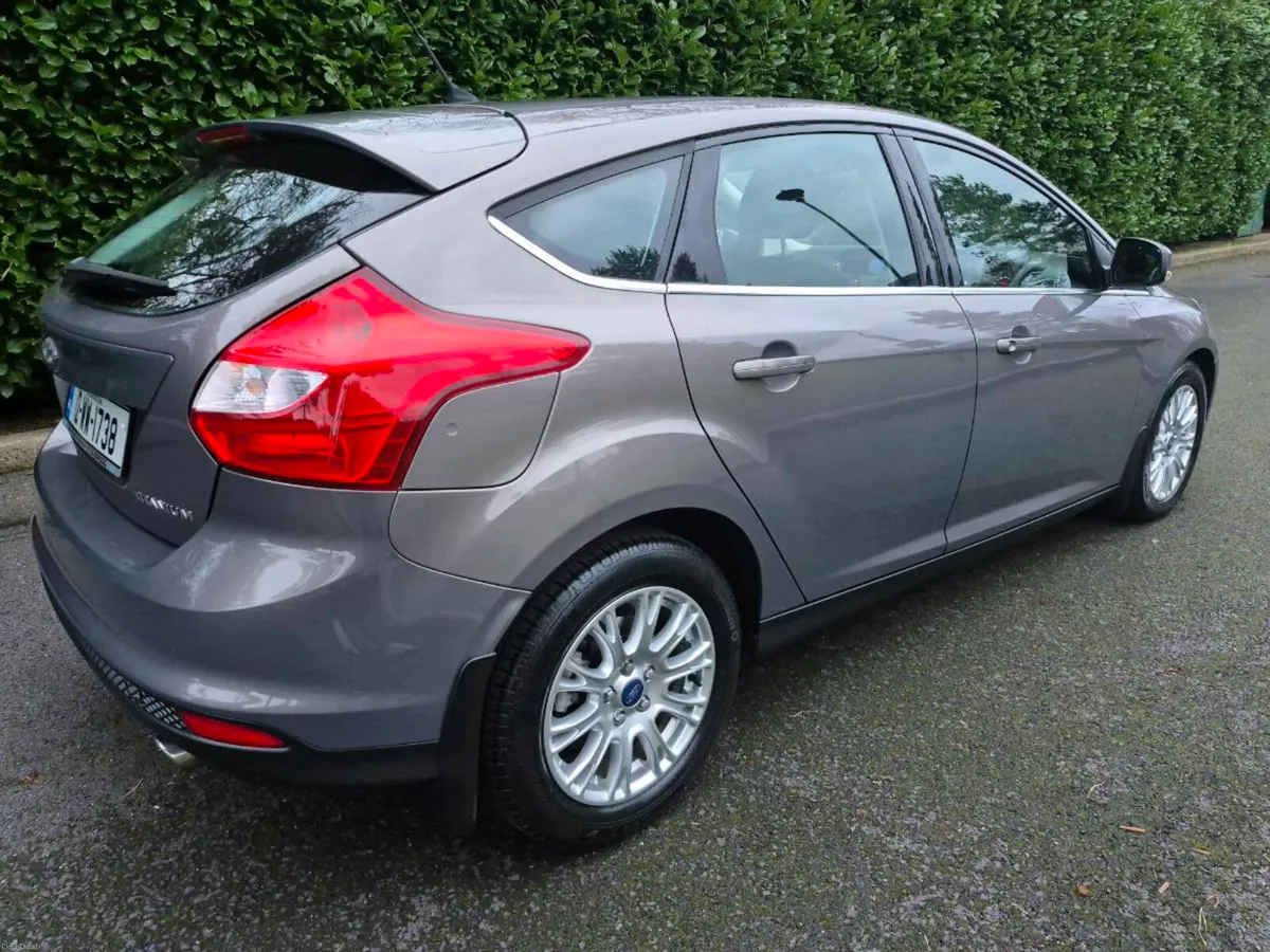 FORD FOCUS AUTOMATIC-ONLY 70,000mls - Image 3