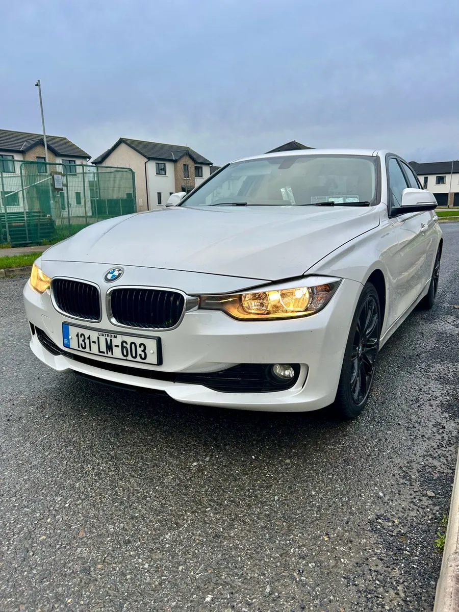 2013 BMW 320D PEARL WHITE - Image 1
