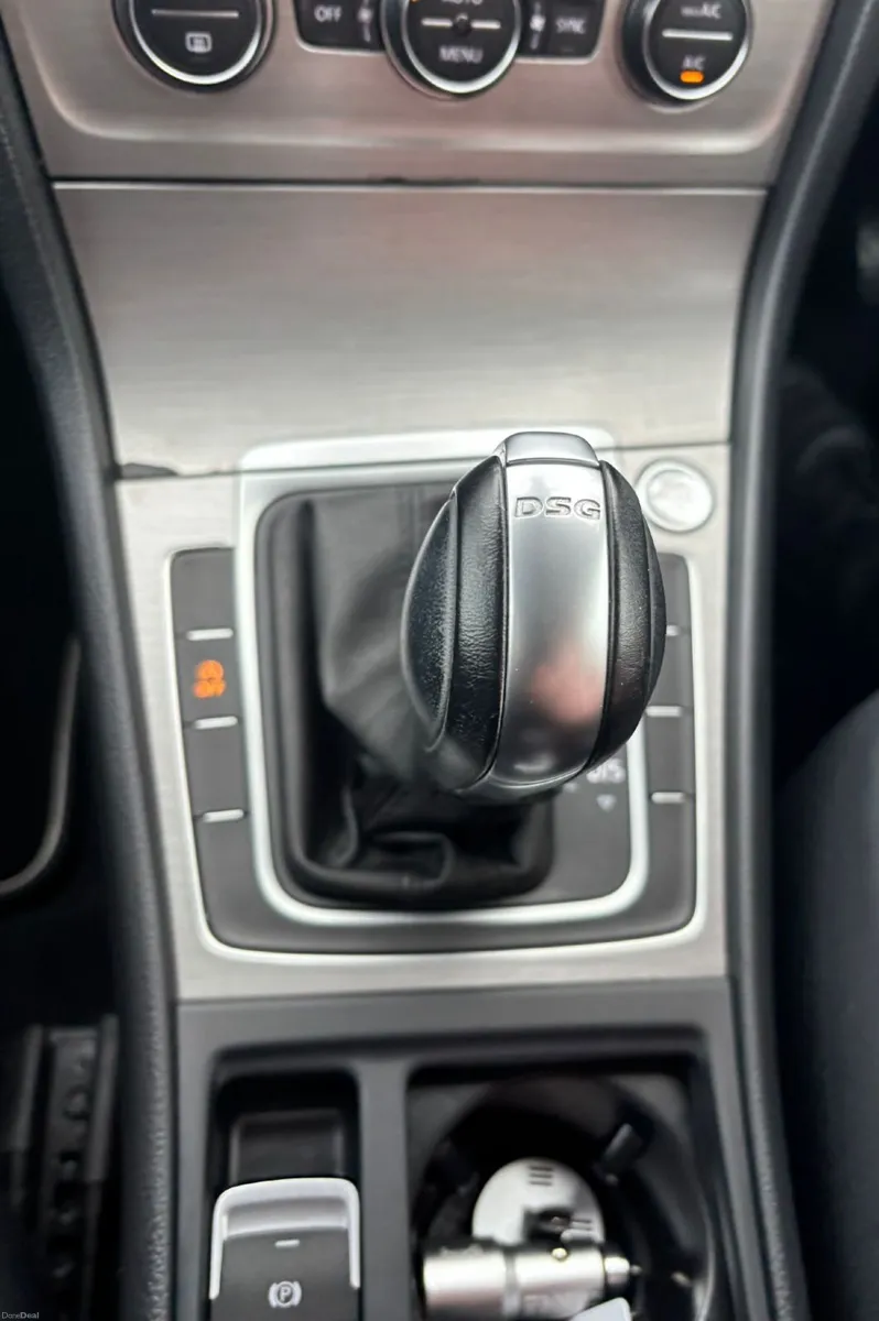 Volkswagen Golf 2017 - Image 2