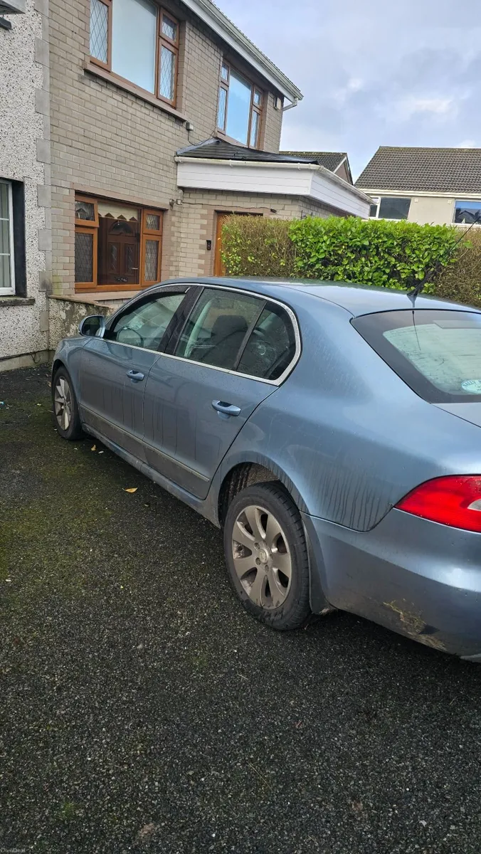 Skoda Superb 2010 1.9 tdi - Image 3
