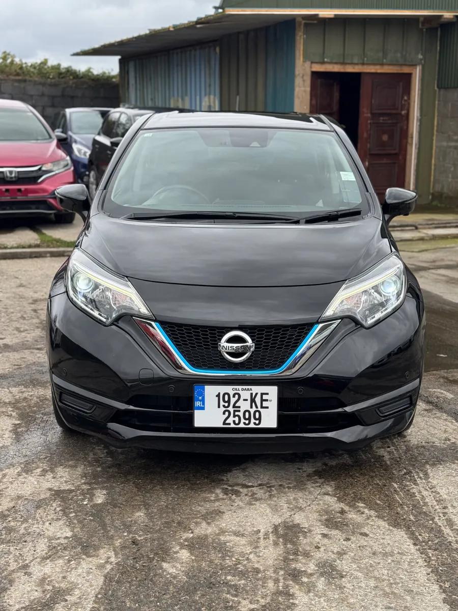 NISSAN NOTE e-POWER Auto 2019 49000KM 2 keys - Image 2