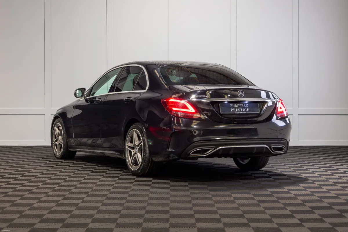 2019 Mercedes-Benz C-Class C220d - Image 4