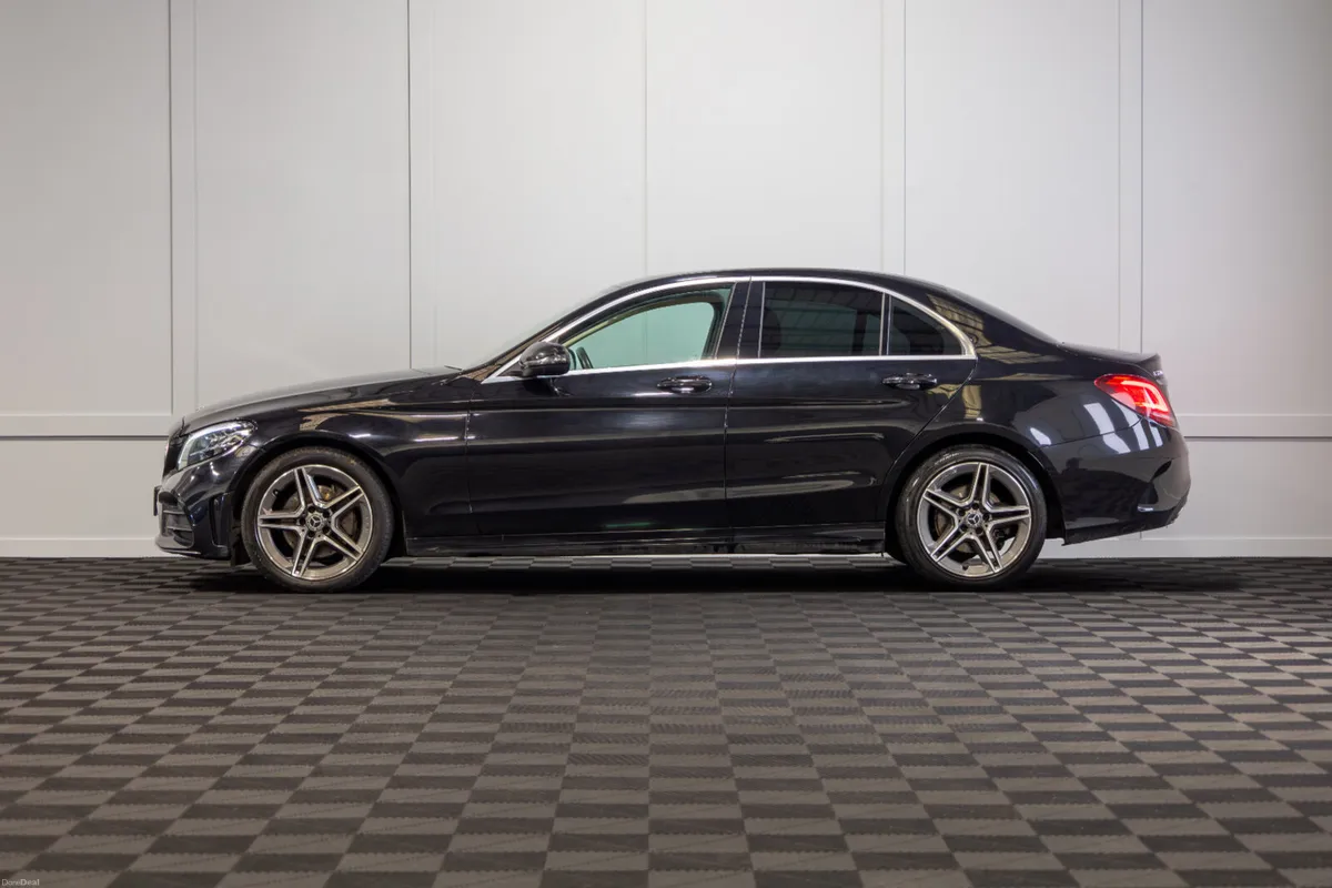 2019 Mercedes-Benz C-Class C220d - Image 3