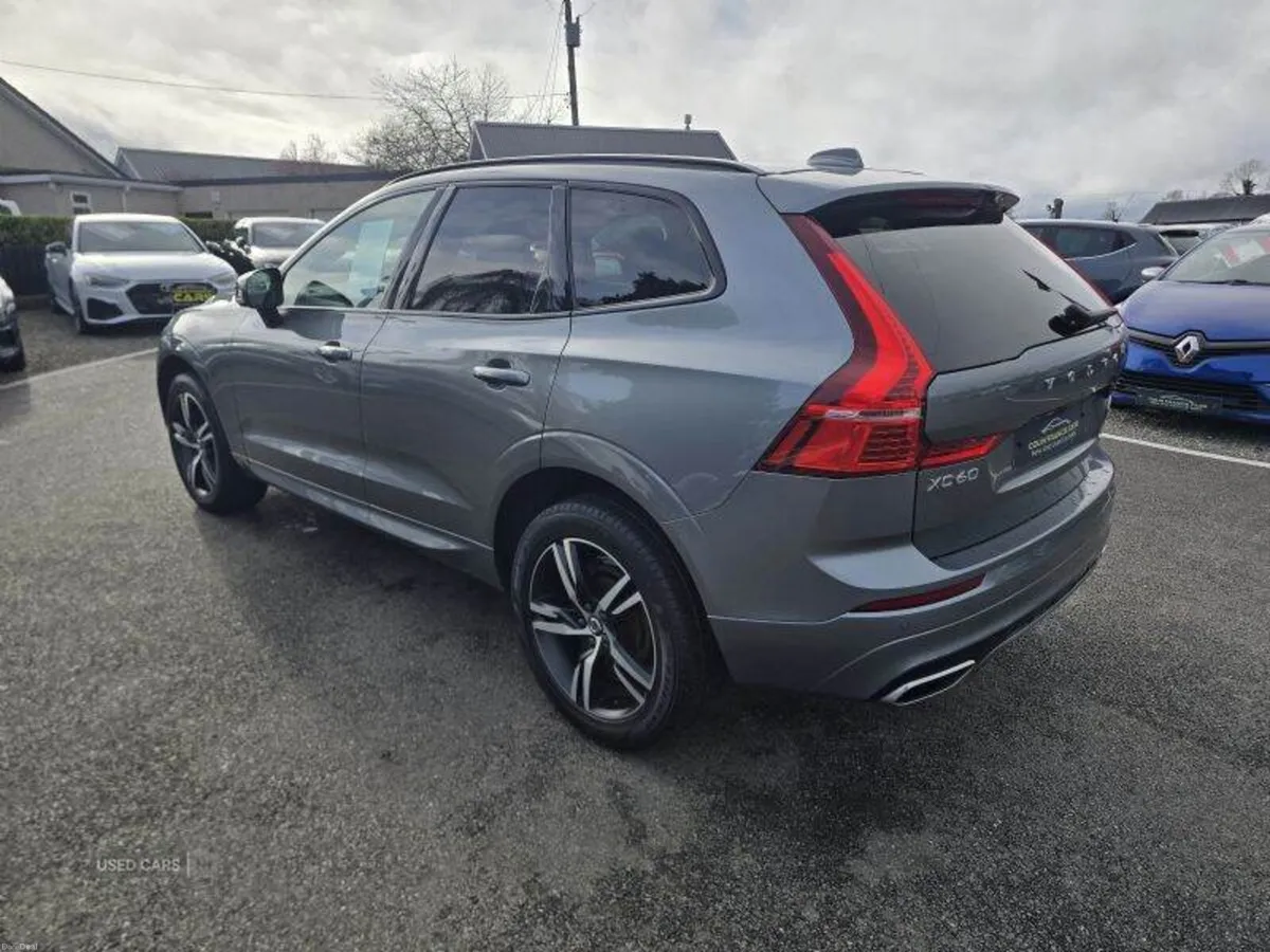 Volvo XC60 R-DESIGN - Image 3