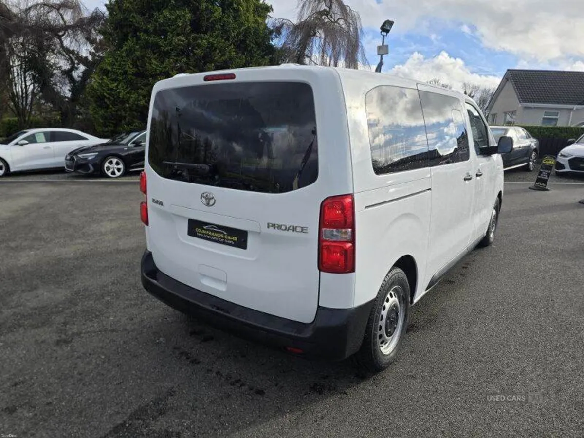 Toyota Proace Combi - Image 4