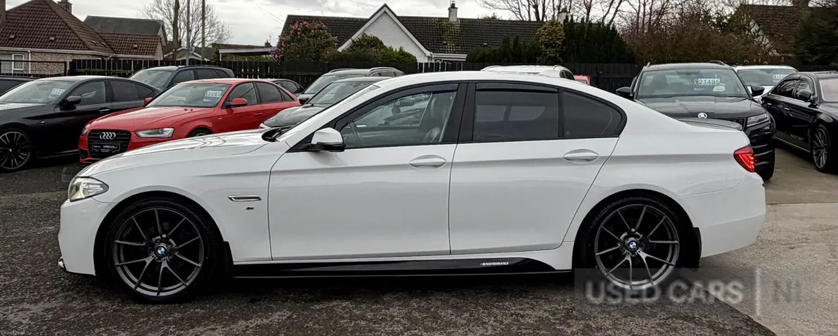 May 2016 BMW 5 Series 520d [190] M Sport 4dr Step - Image 4