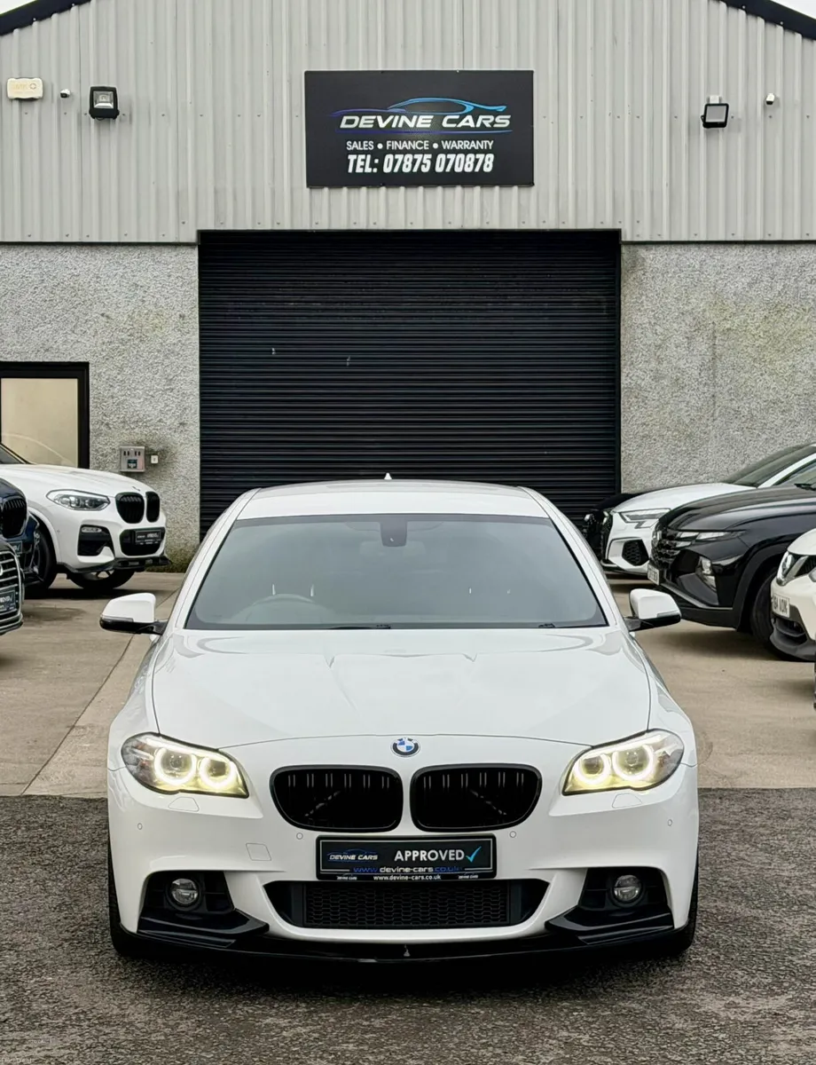 May 2016 BMW 5 Series 520d [190] M Sport 4dr Step - Image 2