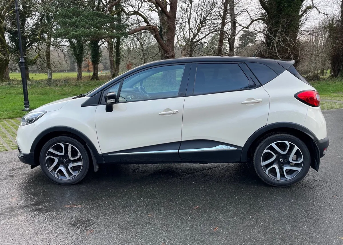 Renault Captur Intense 1.5 DCI - Image 2