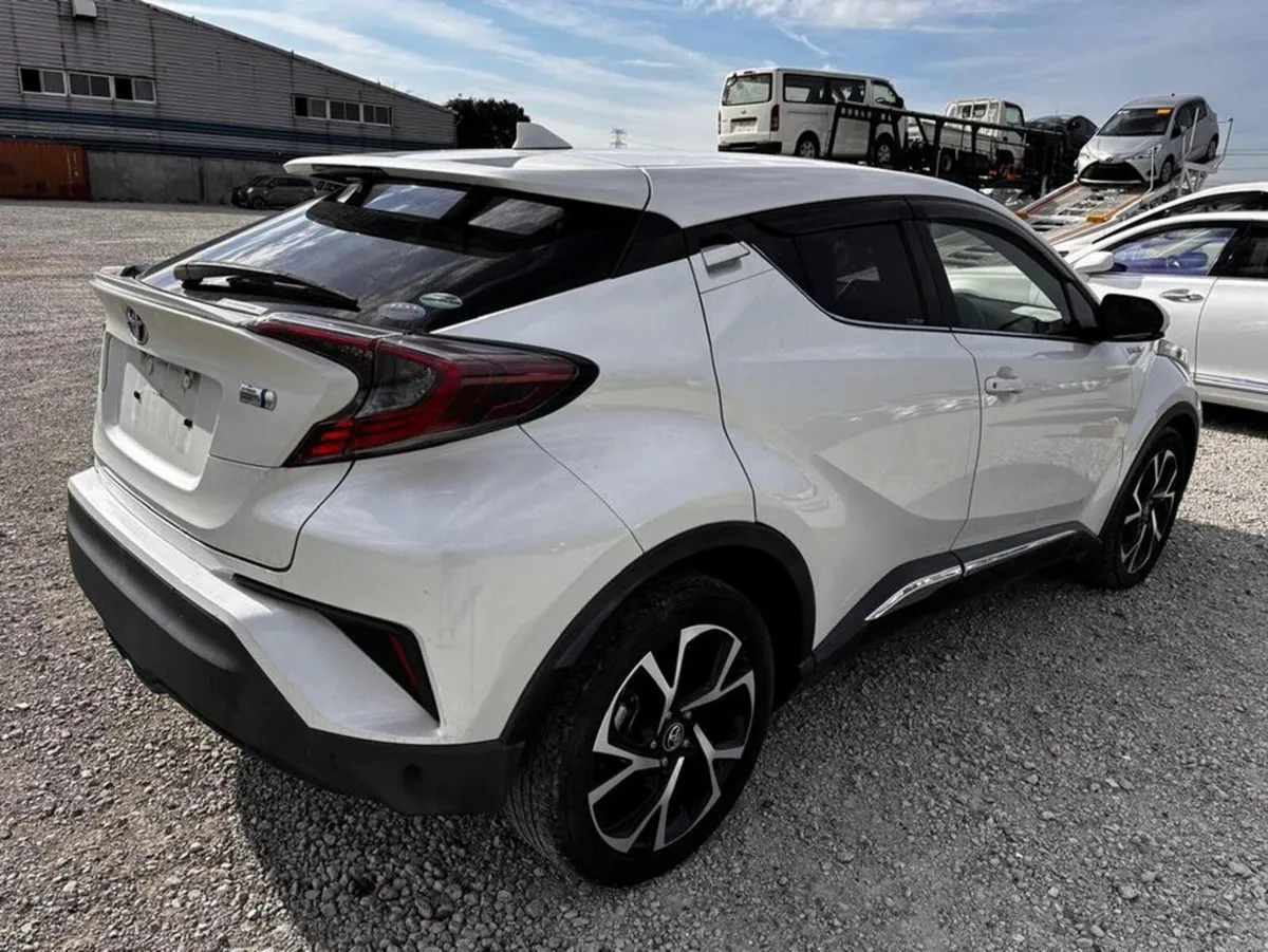 Toyota C-HR G - Image 4