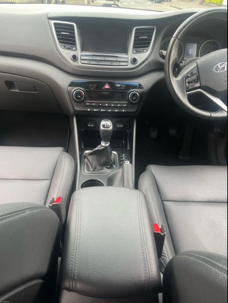 Hyundai Tuscon - Image 4