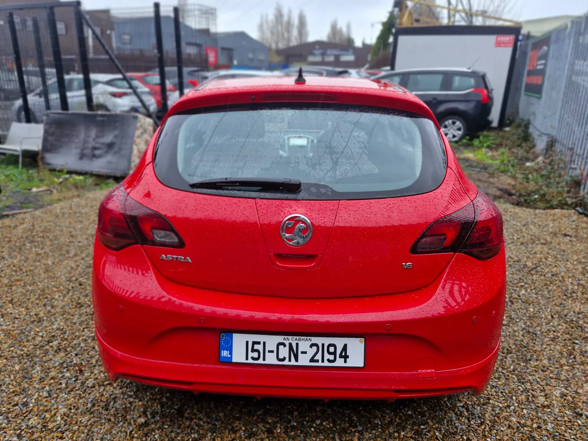 Opel Astra 2015 - Image 4