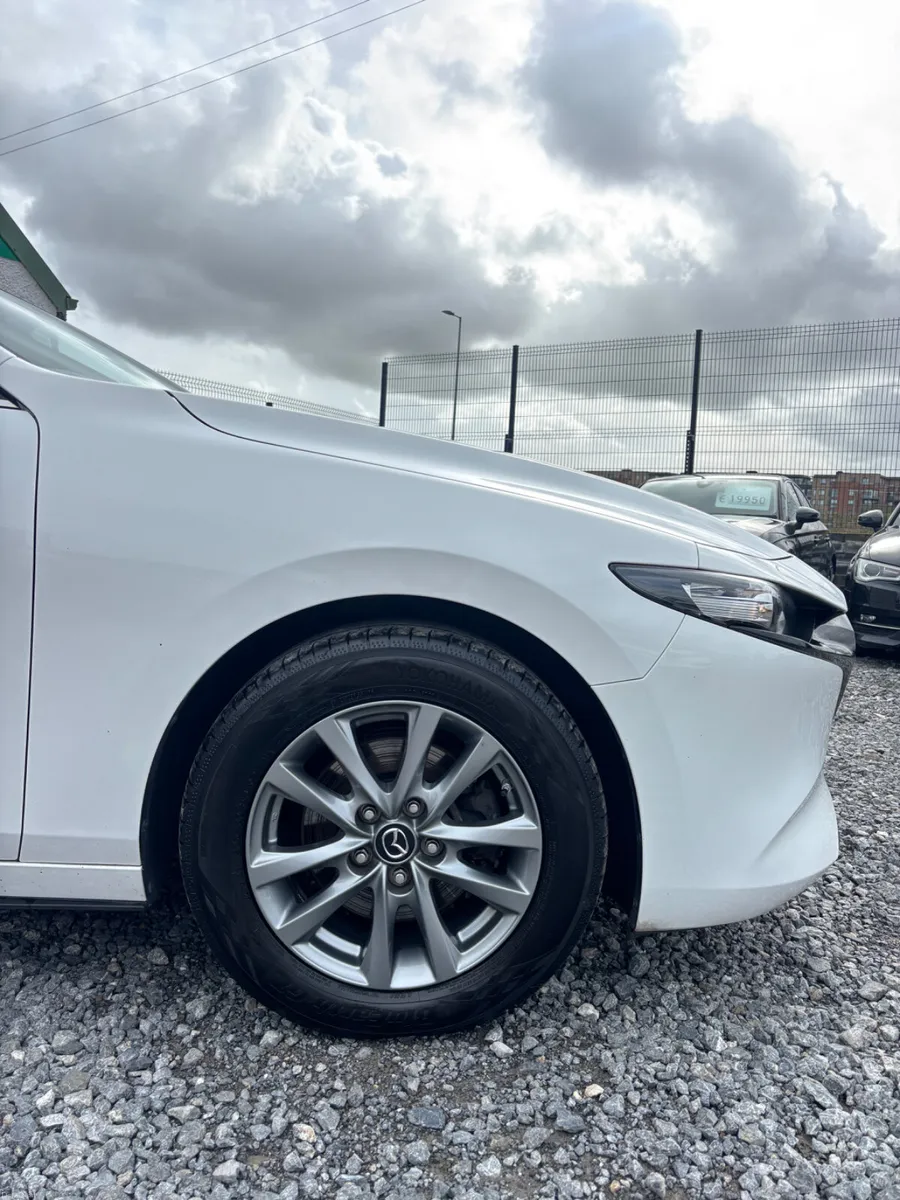 Mazda Mazda3 - Image 3