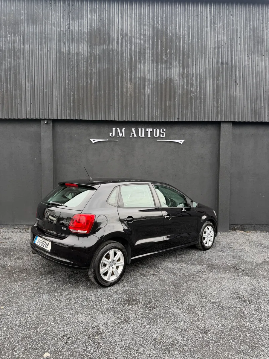 Volkswagen Polo 2011 - Image 3