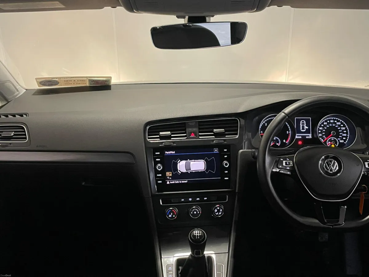 Volkswagen Golf 1.6 TDI SE NAV BLUEMOTION 115PS 5D - Image 3
