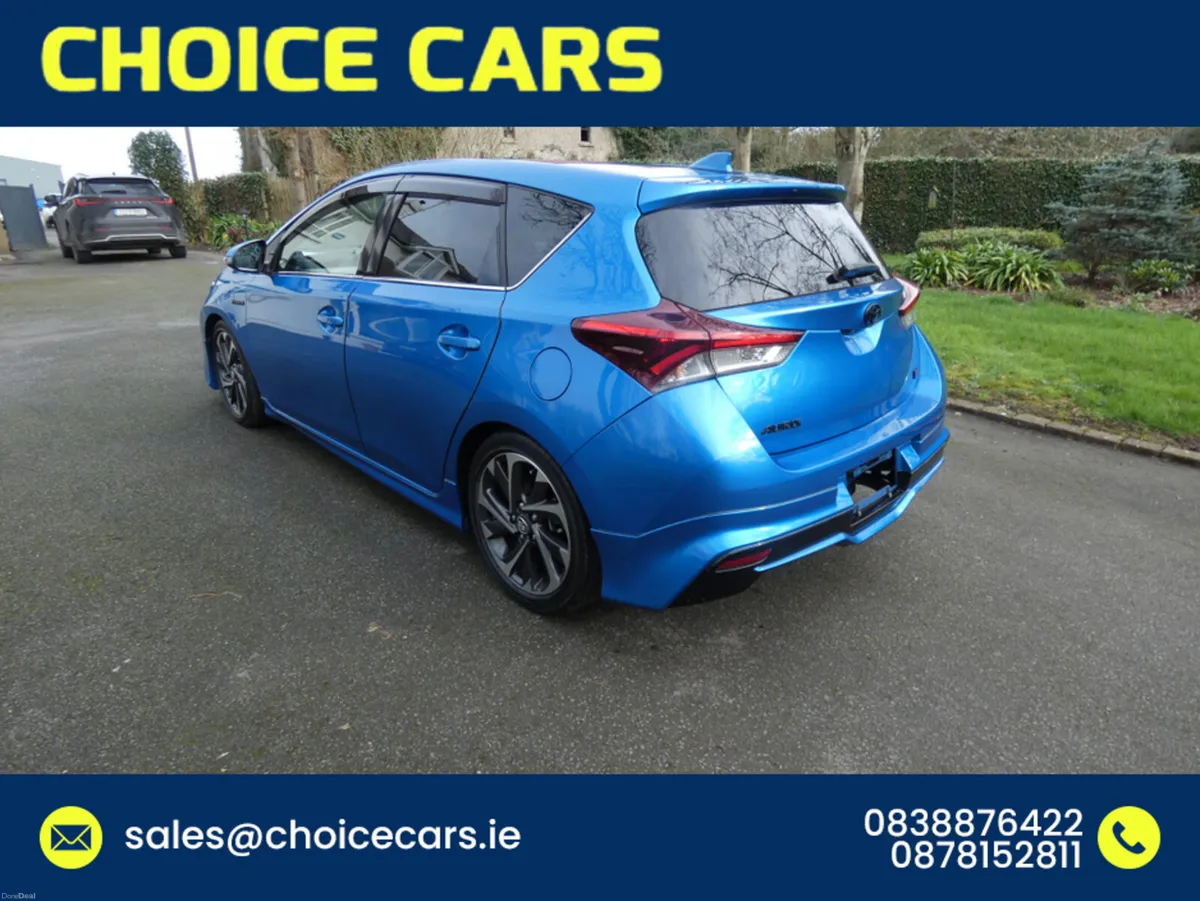 Toyota Auris 1.8 AUTO HYBRID - Image 4