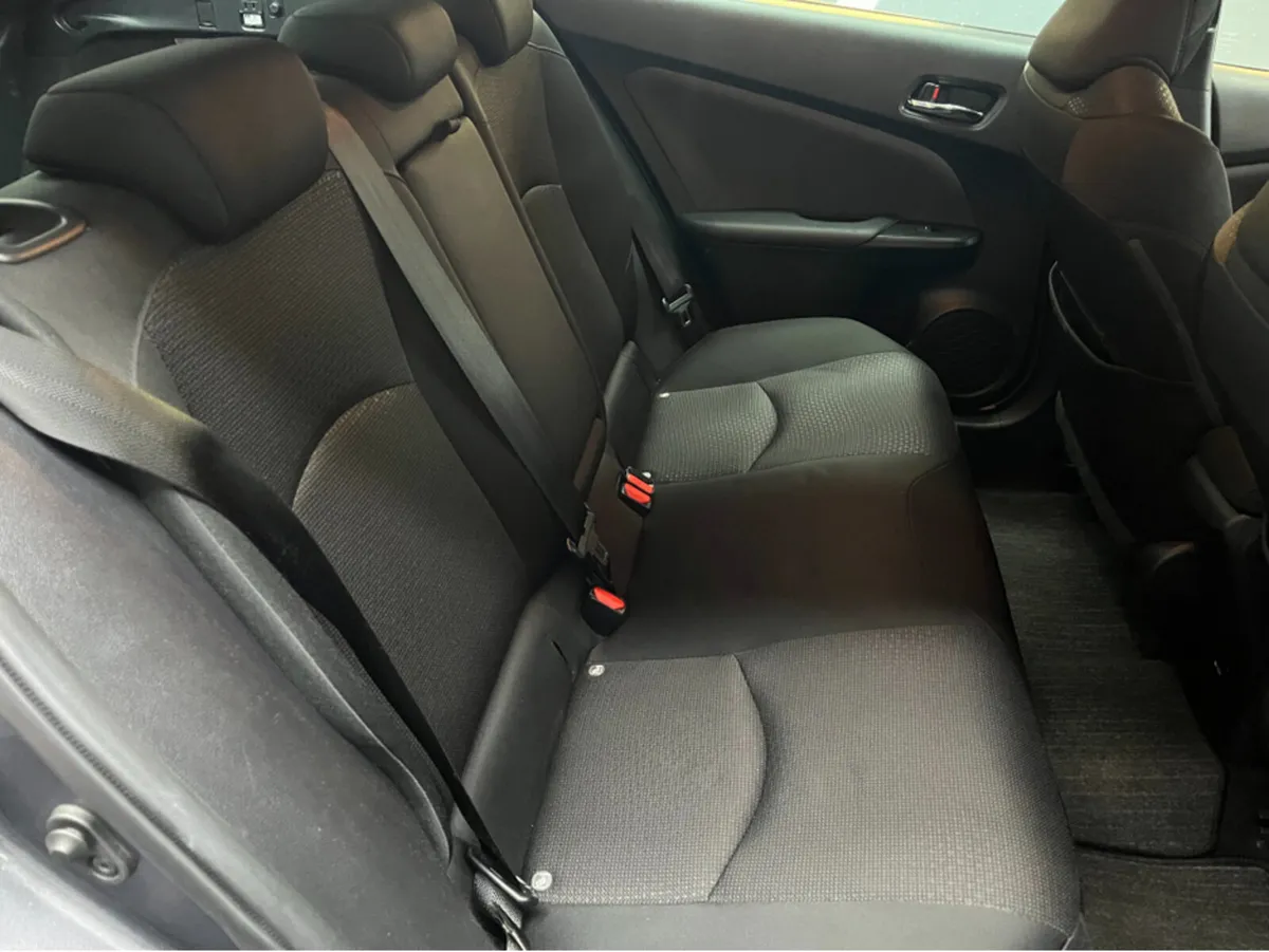 Toyota Prius 2022 TOYOTA PRIUS S 1.8 AUTOMATIC / C - Image 1