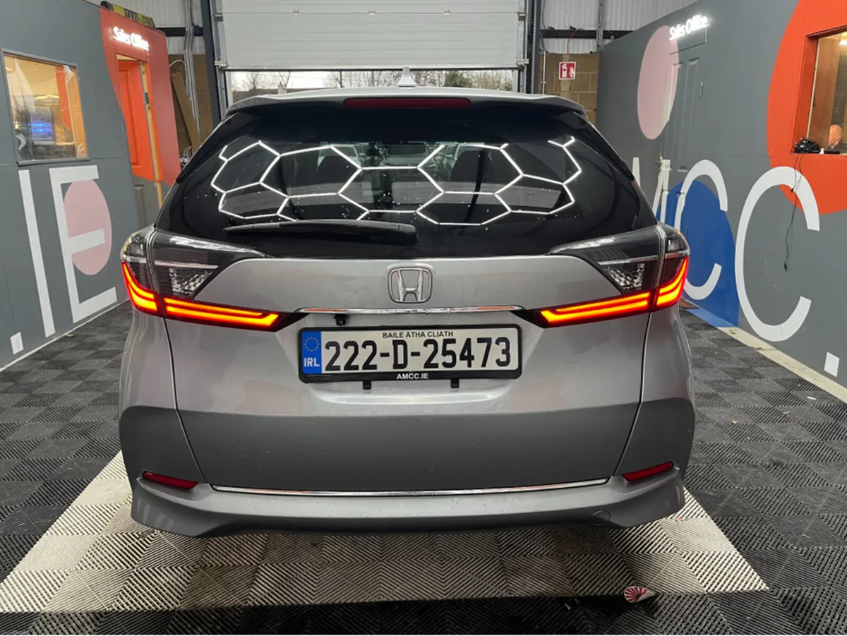 Honda Shuttle 2022 HONDA SHUTTLE HYBRID SENSING 1. - Image 3