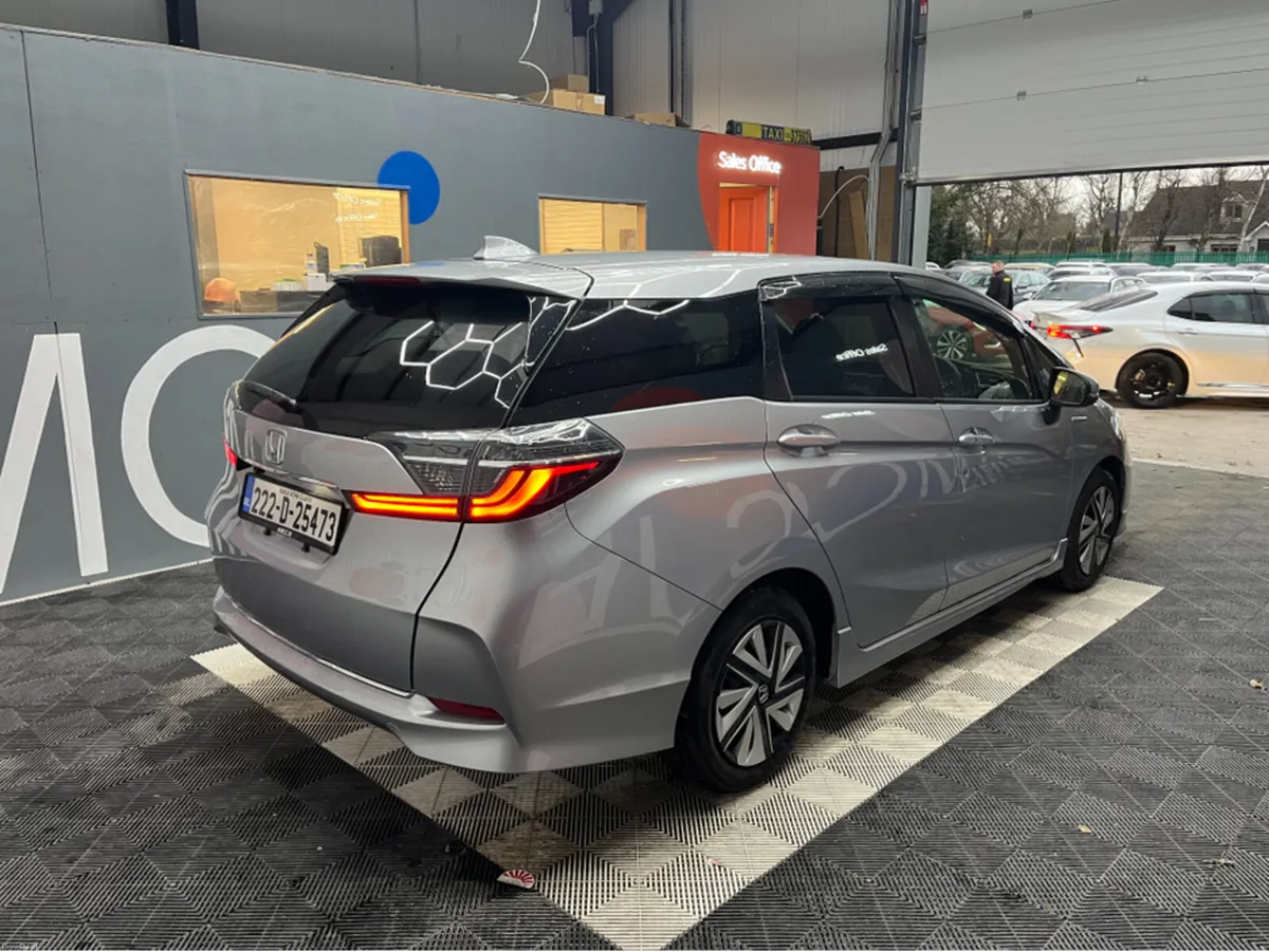 Honda Shuttle 2022 HONDA SHUTTLE HYBRID SENSING 1. - Image 2