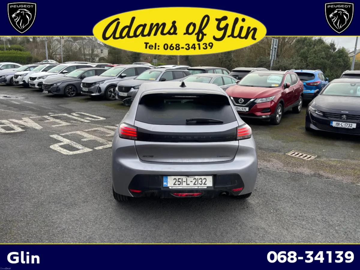 Peugeot 208 ALLURE 1.2 Hybrid Auto - Image 3