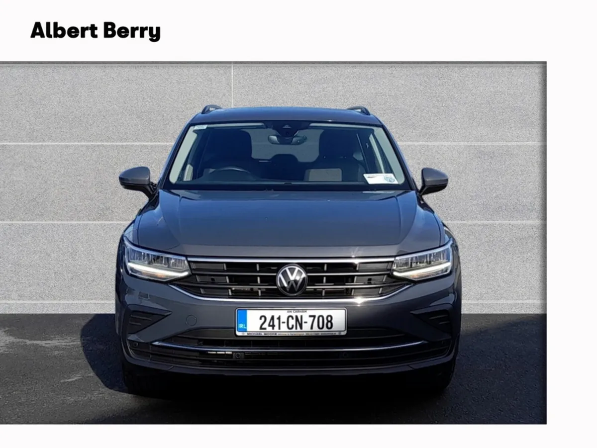 Volkswagen Tiguan LIFE 2.0 TDI MANUAL 6SPEED FWD 1 - Image 2