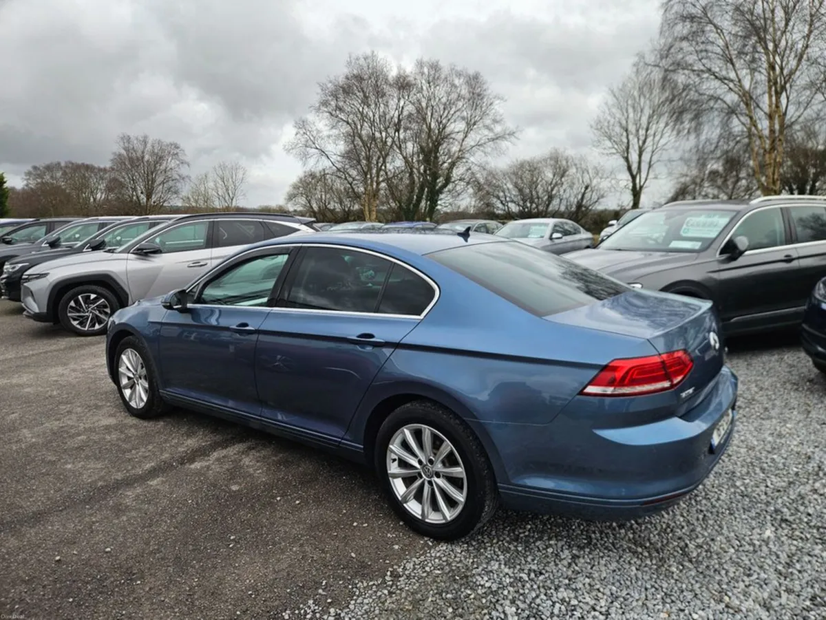 Volkswagen Passat Comfortline 1.6tdi M6F 120HP 4 - Image 3