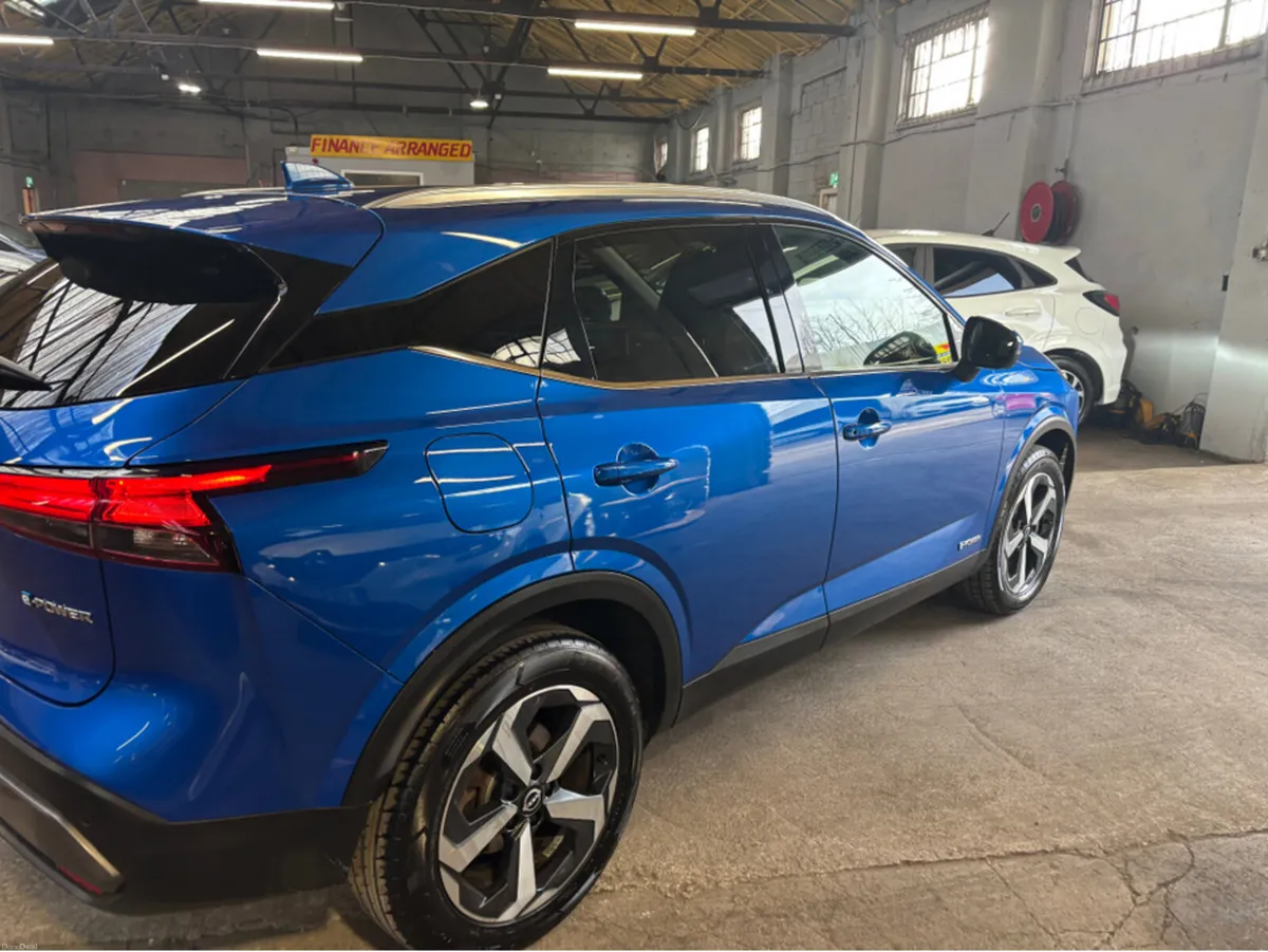 Nissan Qashqai EPOWER SV PREMIUM GR R RR 4DR AUTO - Image 2