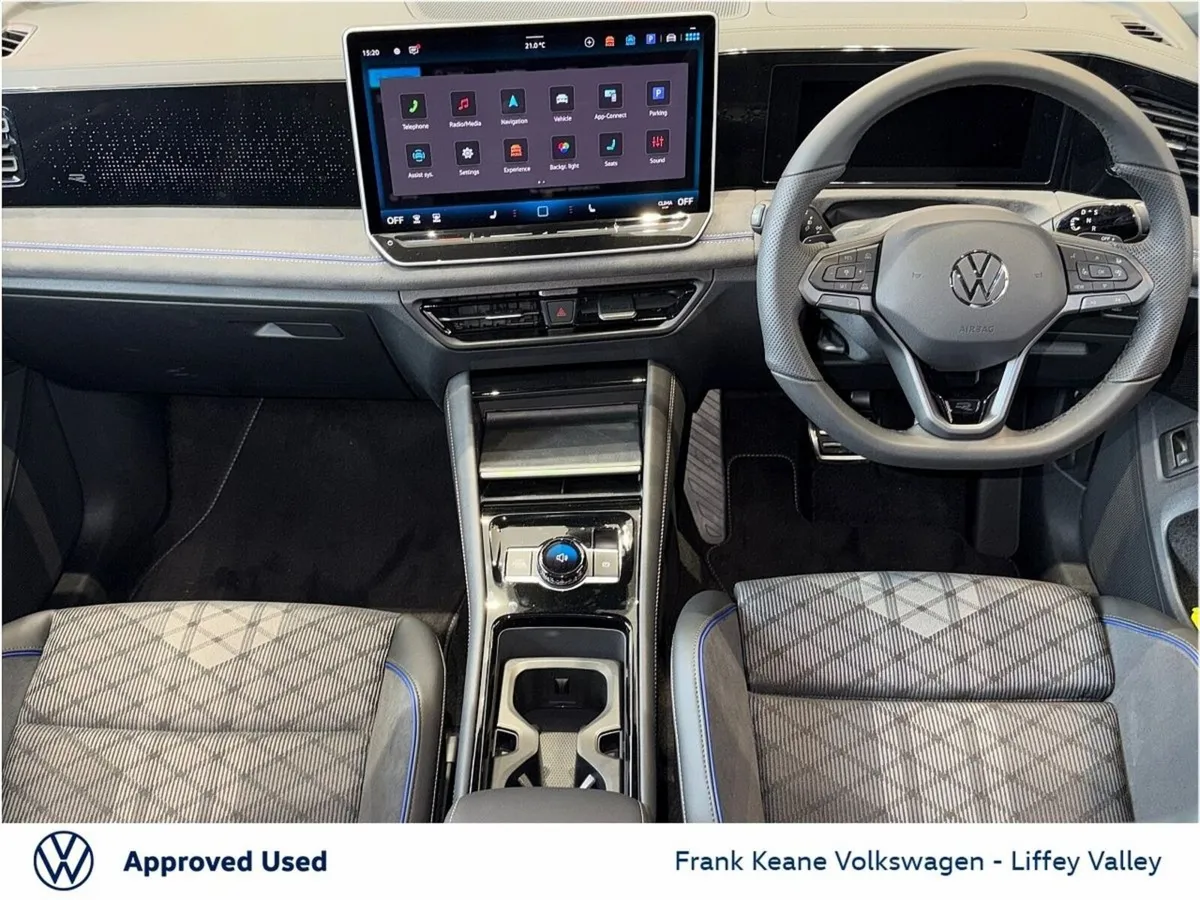 Volkswagen Tiguan R-LINE - BLACK PACK - Image 2