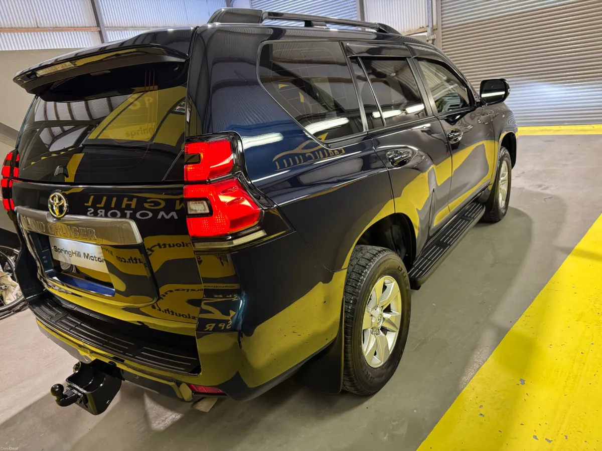 Toyota Land Cruiser Business Auto 5 Seat NO VAT - Image 4