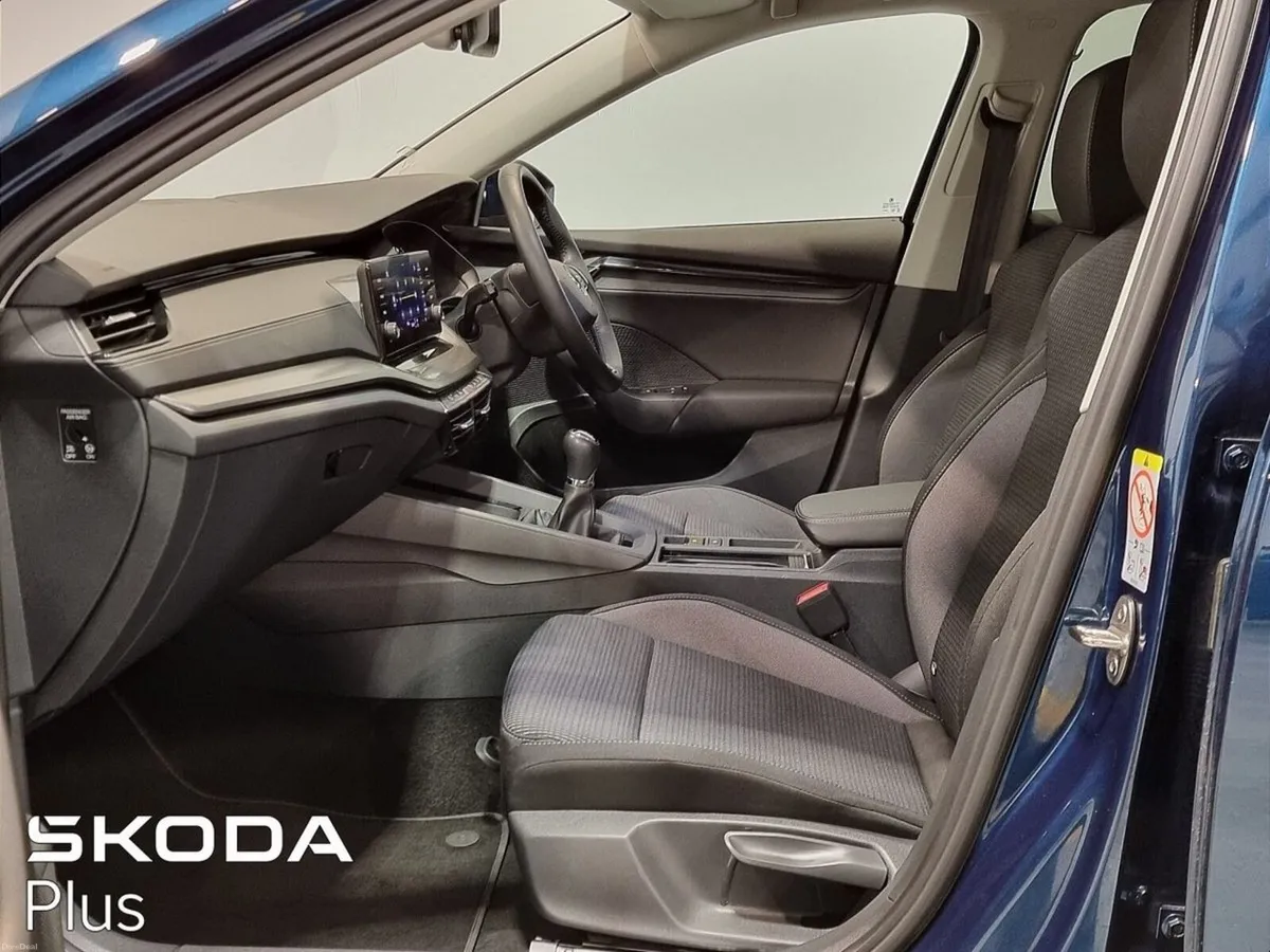 Skoda Octavia ** AMBITION ** 2.0TDI ** TRINITY SKO - Image 4