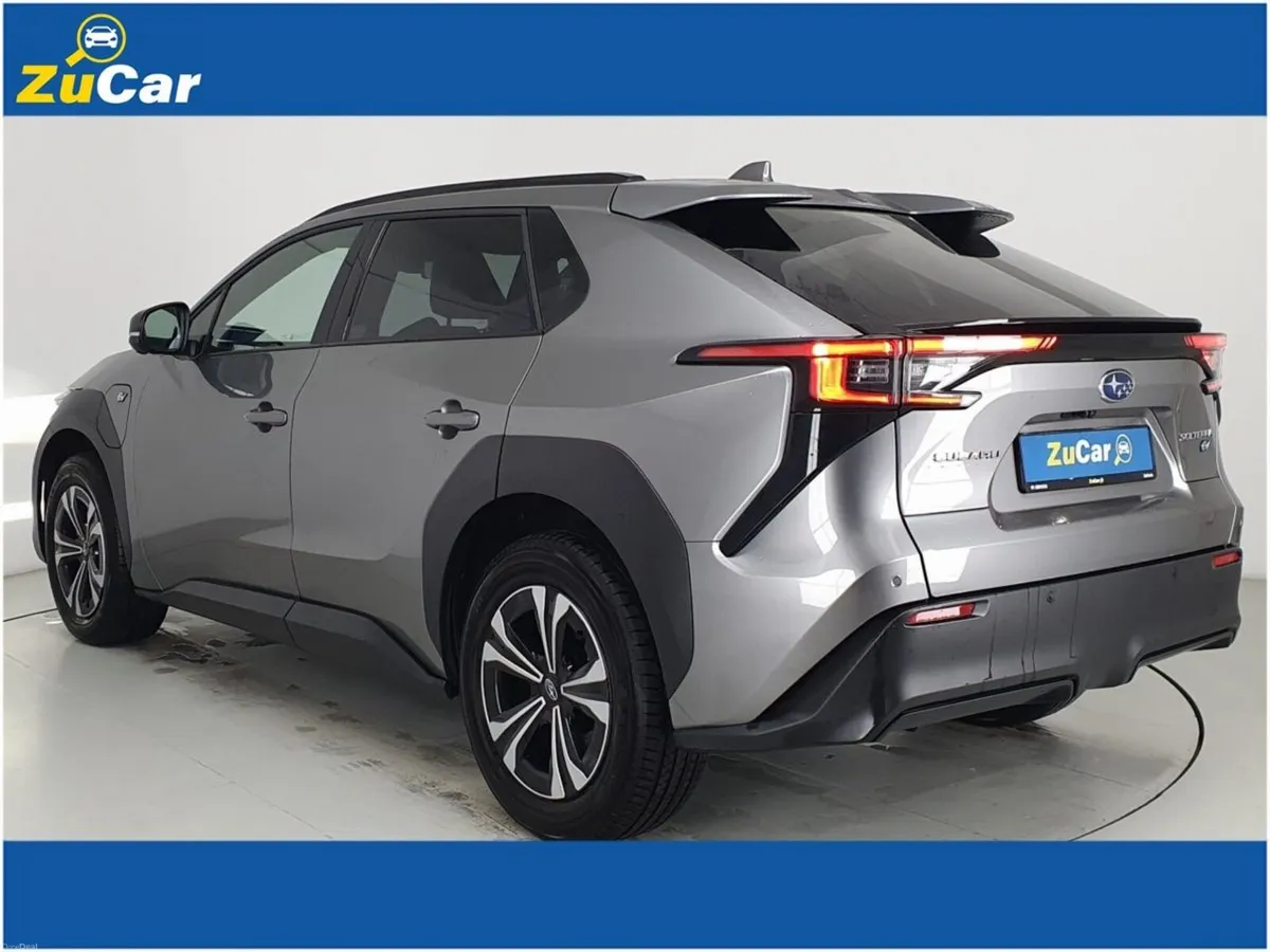 Subaru Solterra Limited Ev Awd  71.4 kWh Dual Moto - Image 4