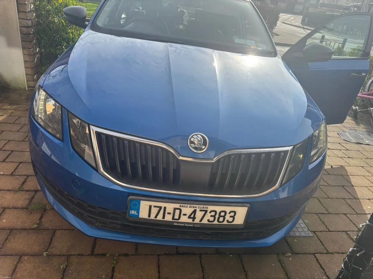 Skoda Octavia 2017 ACTIVE 1.6TDI 115HP DSG - Image 3