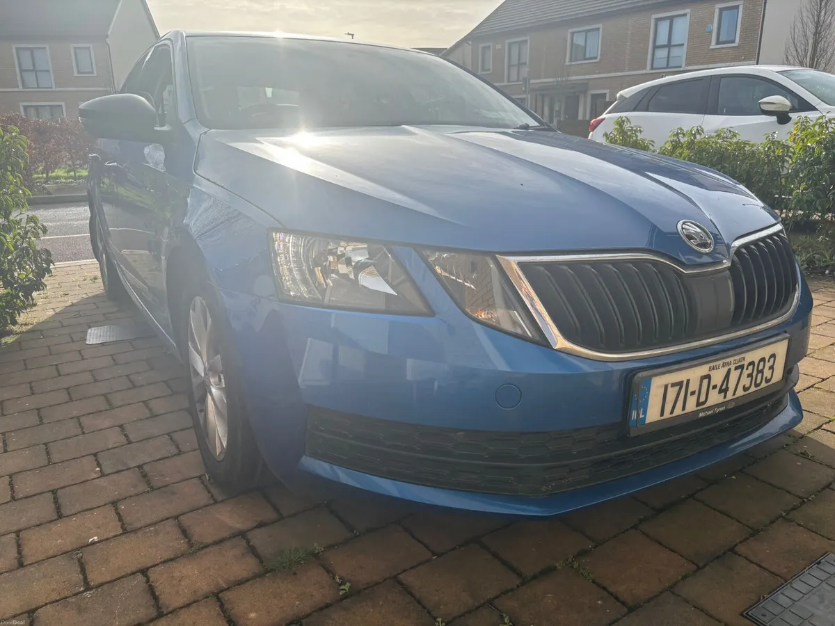 Skoda Octavia 2017 ACTIVE 1.6TDI 115HP DSG - Image 1
