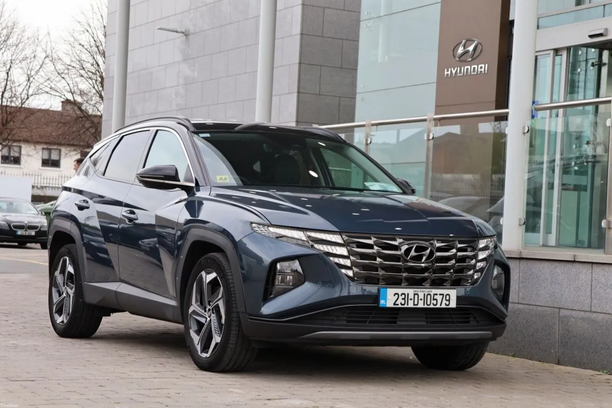 Hyundai Tucson 2WD Executive Plus HEV STG Auto - Image 4