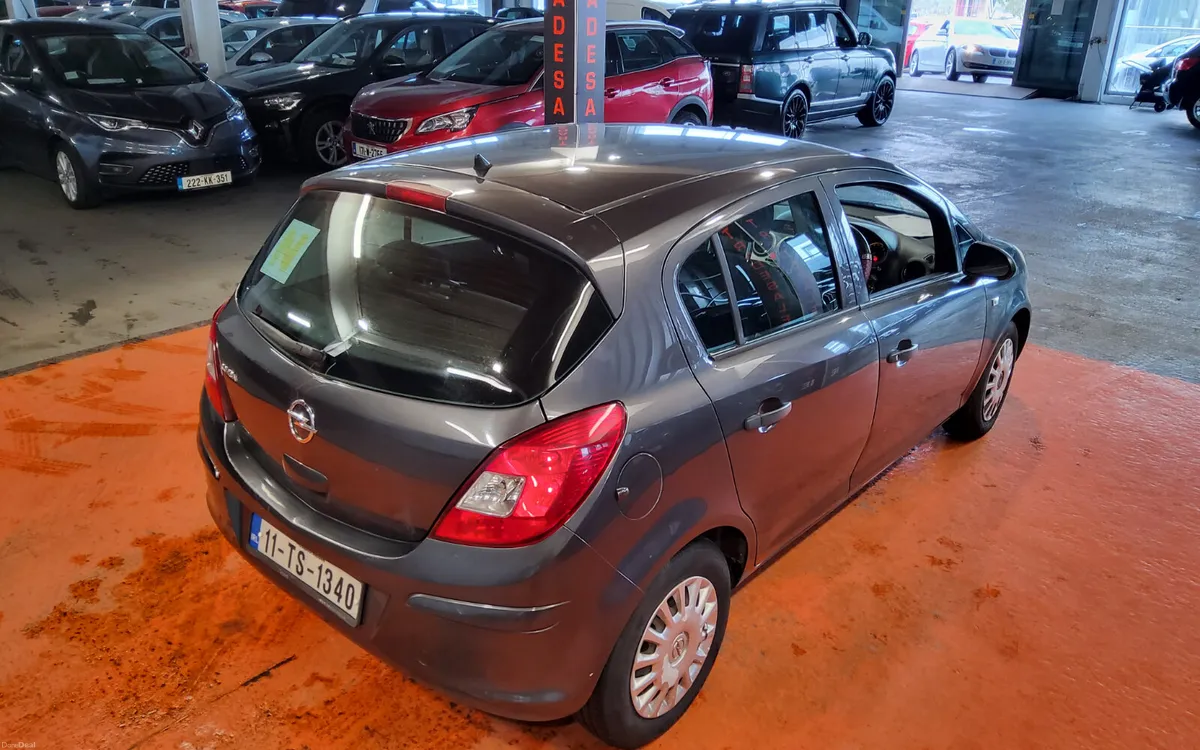 Opel Corsa 2011 - Image 4
